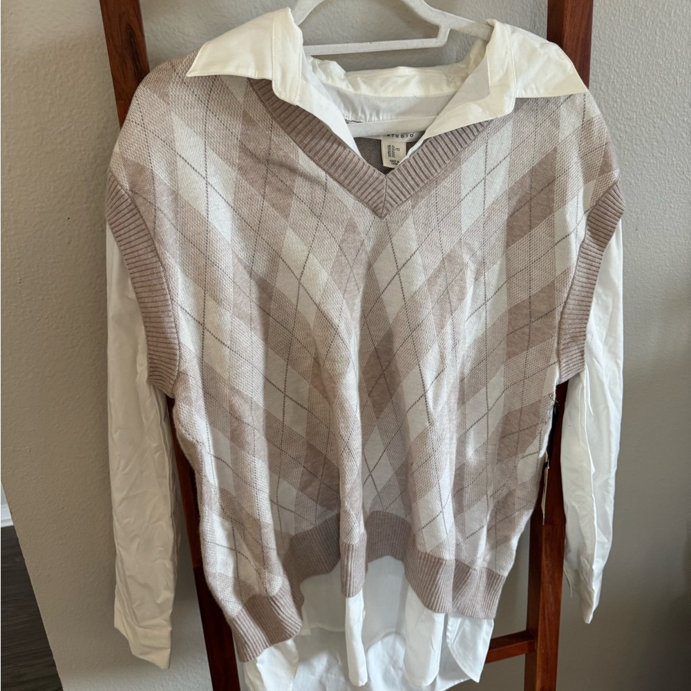Max Studio Checkered Sweater Vest with Longsleeve & Collar